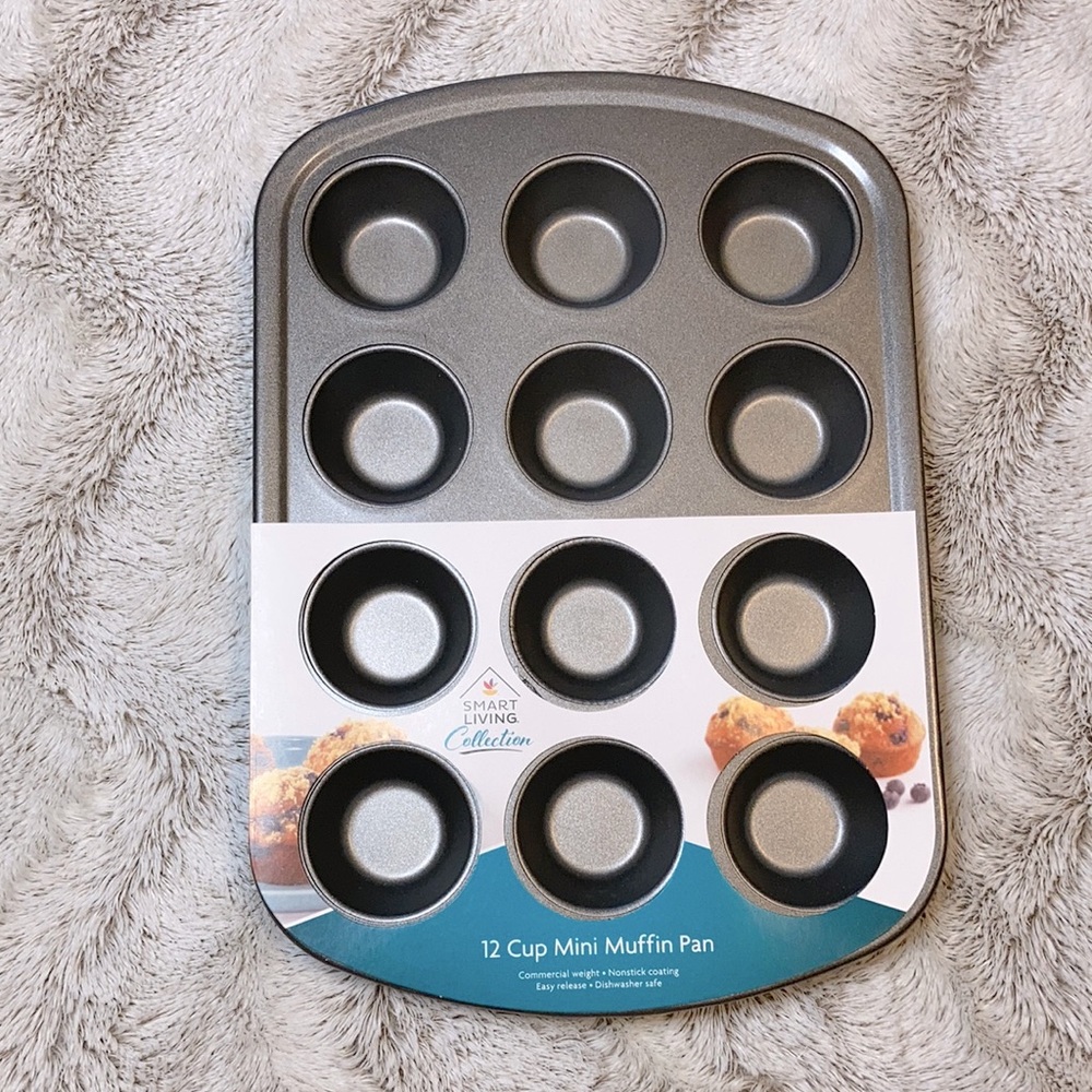 12 Cup Mini Muffin Pan from smart living